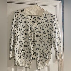 Cabi white and grey polka dot shabby lightweight sweater.  Sz XL